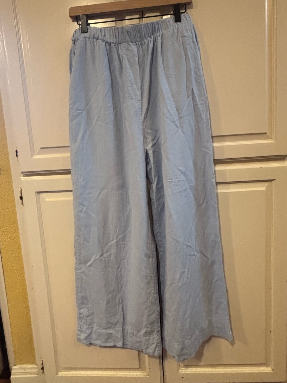 Daily Drills Pale Blue pants with Elastic Waistband. Medium